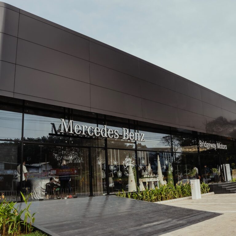Mercedez Benz Showroom, Bridgeway Motors